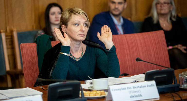 Harcias amazon lehet Orbán Viktor új csodafegyvere, őt küldi hadvezérnek a Tisza ellen a Fidesz