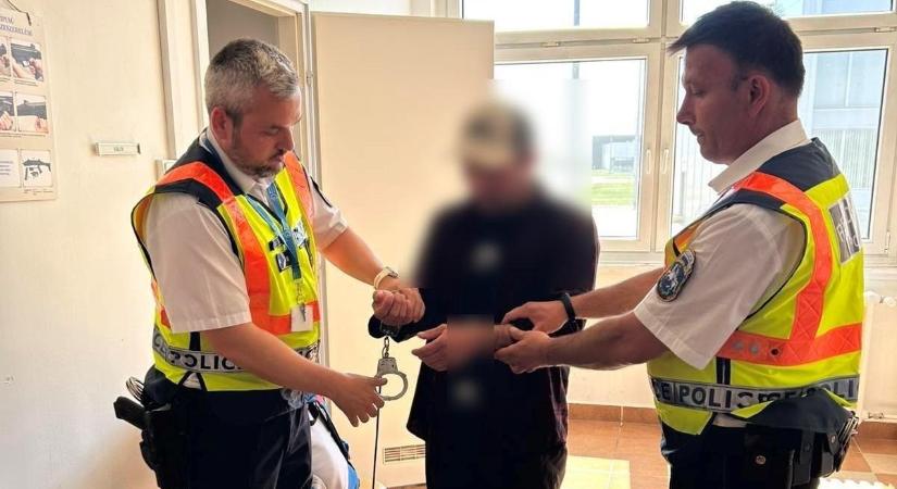 Ellenőrzésnél lett gyanús egy férfi a debreceni repülőtéren, kiderült, mire készült