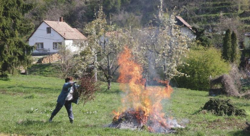 Tilos a gazégetés és az erdei tűzrakás – életbe lépett az országos korlátozás