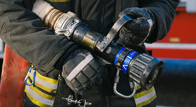 Sokszor kellett tüzet oltani Hajdú-Biharban a hét utolsó munkanapján