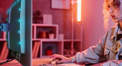 Nem csak gyors, okos is: AI-világítással jön a Philips új gamer kijelzője