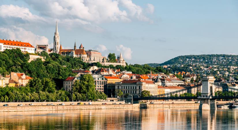 Kész rémálom jön ma Budapesten, ezekről az útvonalakról senki ne is álmodjon