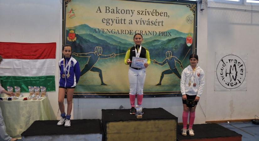 Kisbérről a dobogóig – két fiatal vívó története
