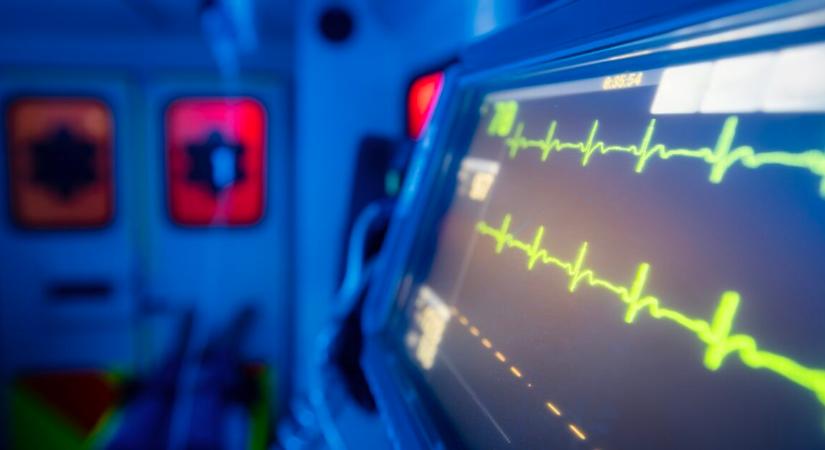 Halálos buszbaleset Pécsnél – rengeteg a sérült, egy ember elhunyt
