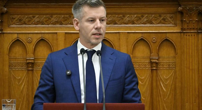 Magyar Péter bejelentette, hogy megszűnik az MCC, ám csattanós válasz érkezett rá