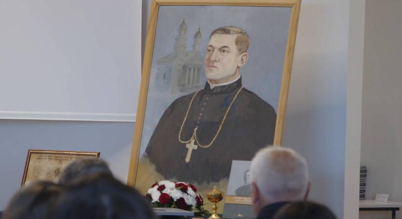 Sztojka Sándor püspök emlékezete és öröksége Beregszászban - „Örömhírt vigyek a szegényeknek”