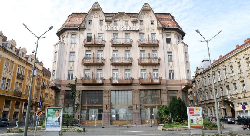 Nem hiszed el, mennyiért veheted meg a szombathelyi Nagyszállót
