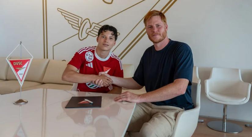 Premier League-sztárcsapatból az NB I-be igazolt a válogatott focista