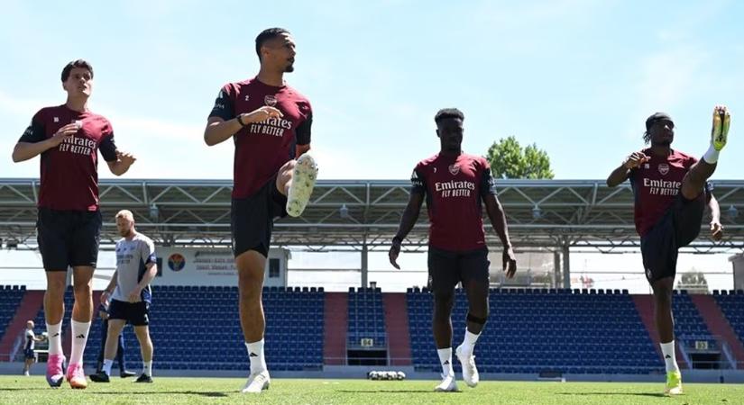 A Vasas stadionjában készült az Arsenal a BL-döntőre - fotók