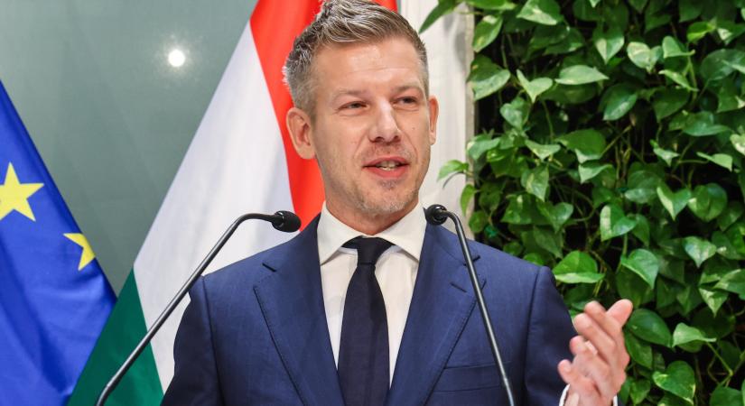 Magyar Péter: gyermekotthonban élő gyermekeknek adott a mai BL-döntőre jegyet a kormány