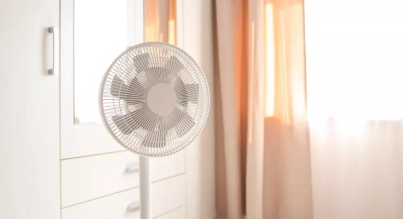 Nagyon veszélyes: ezért ne hagyd soha egész éjjel bekapcsolva a ventilátort