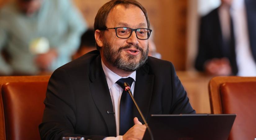 Kármán András bemondta, mikor indulhatnak meg legelőbb az uniós pénzek Magyarországra