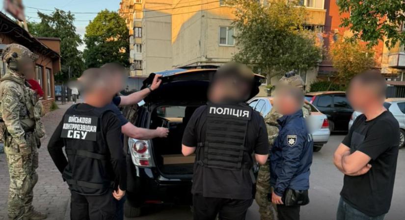 1,5 ezer dollárért próbálták törölni a „körözést” az Oberih nyilvántartásból Kárpátalján