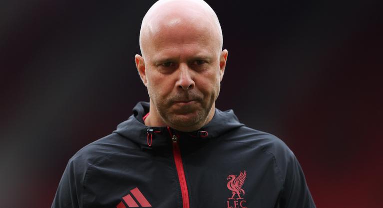 Mégsem él tovább a bizalom, Arne Slot távozik a Liverpool kispadjáról
