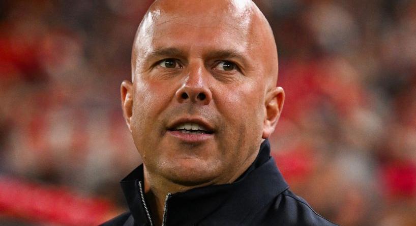 Arne Slot távozik a Liverpool éléről