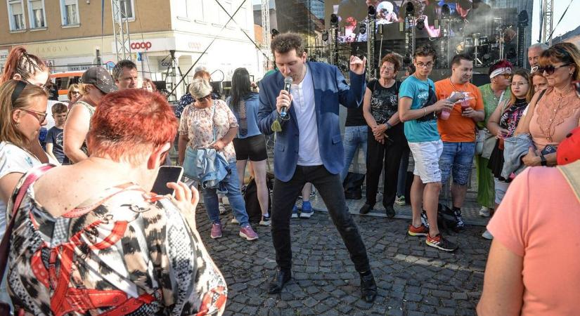 Borok, sztárok, jó hangulat a Mátrai Bornapokon  fotók