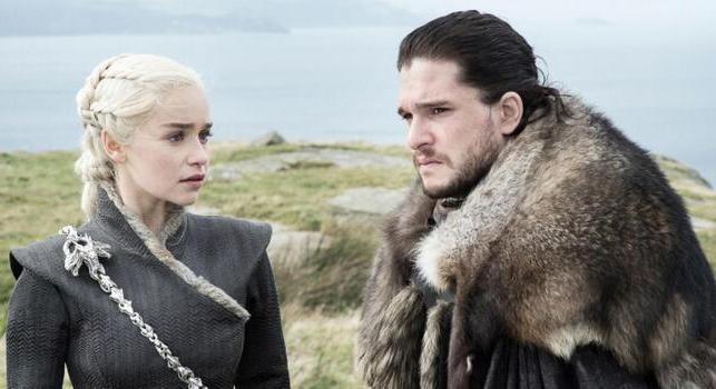 Daenerys sorsa? Emilia Clarke szerint nem nála volt a távirányító