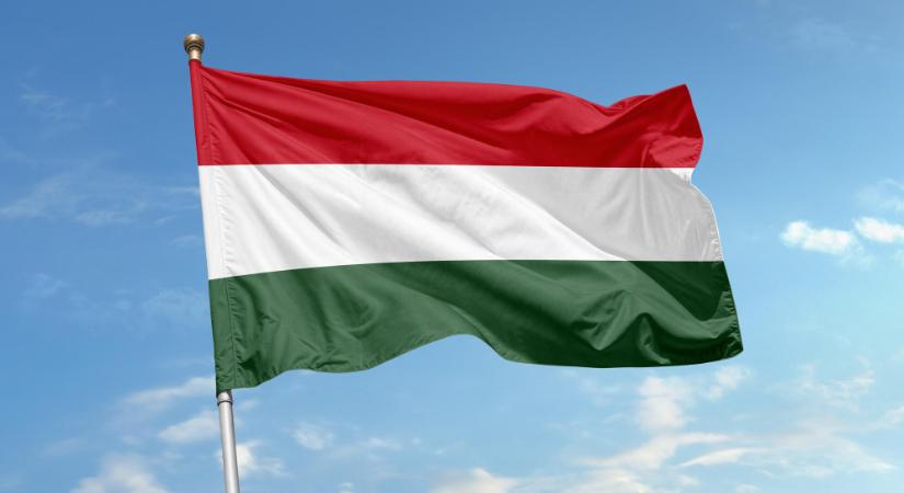 Fremond: A magyar zászló felgyújtása súlyos és elfogadhatatlan cselekedet!