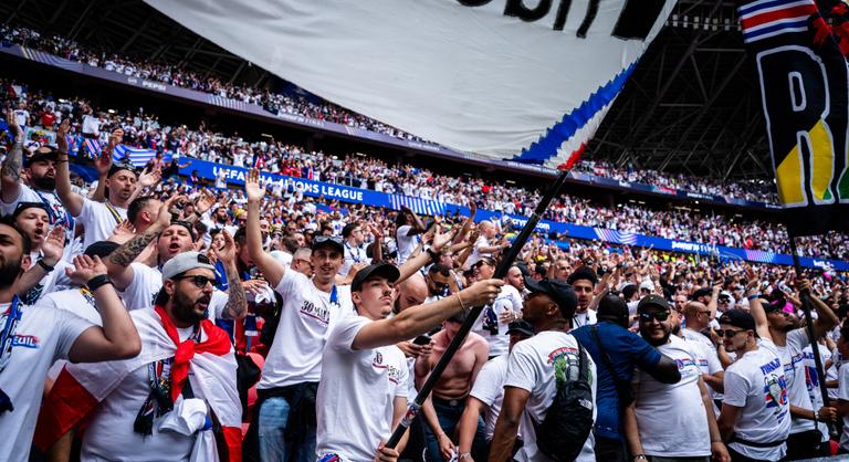 150 millió szempár szegeződik épp Budapestre: Paris Saint-Germain–Arsenal élőben az Indexen! - Európa legrangosabb trófeájának sorsa a Puskás Arénában dől el
