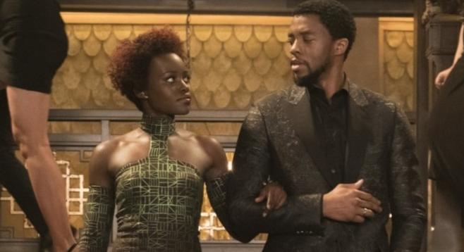 Nem Lupita Nyong’o az első fekete színésznő, aki egy meghatározó rendező alkotásában megkapta Szép Heléna szerepét