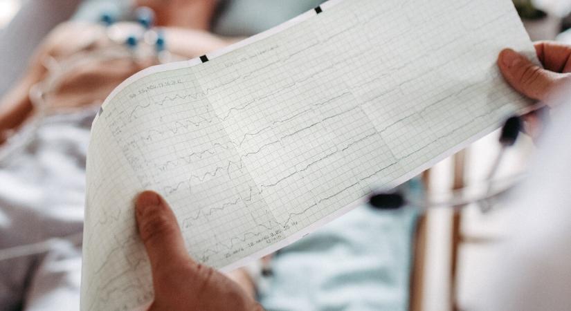 600-at vert a beteg szíve percenként – Túlélte a lehetetlen határát súroló rekordot