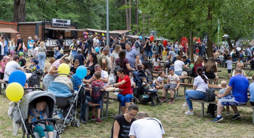 Gumifüst és luxusverdák – a Debrecen Drive ismét megtöltötte a Nagyerdőt – fotóval, videóval!