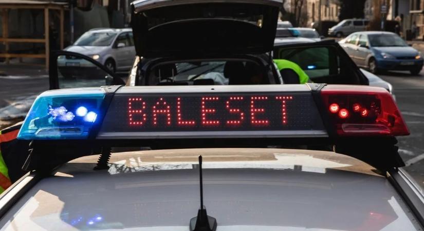 Durva buszbaleset történt Debrecenben