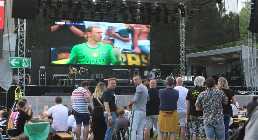 BL-döntő lázban égett a fesztivál: mutatjuk a szurkolókat (galériák)
