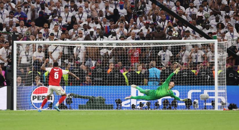 Tizenegyesekkel nyerte meg a budapesti BL-döntőt a címvédő PSG
