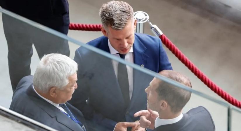 Magyar Péter is ott volt a Bajnokok Ligája döntőjén – kép