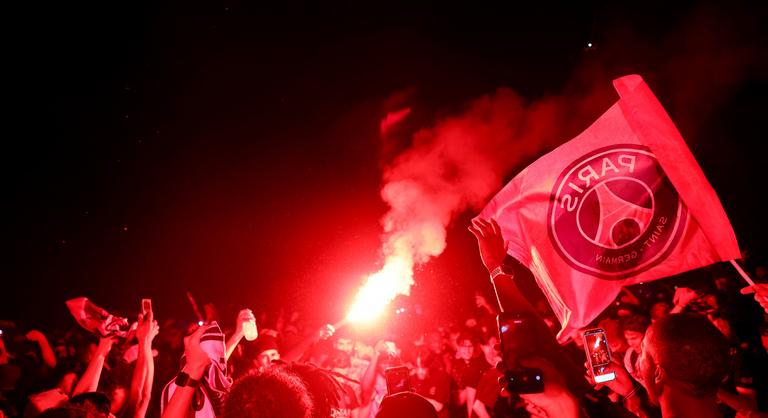 Csatatérré változtak a párizsi utcák a PSG Bajnokok Ligája-győzelme után