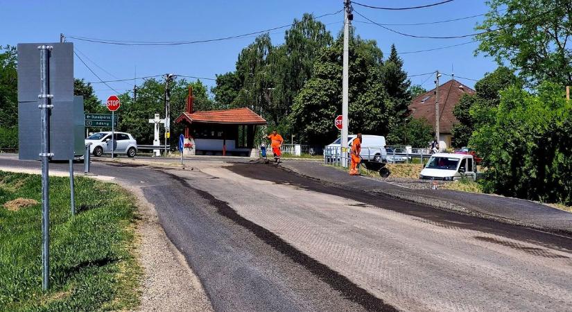Már csak az utolsó simítások hiányoznak az útfelújítás több szakaszán