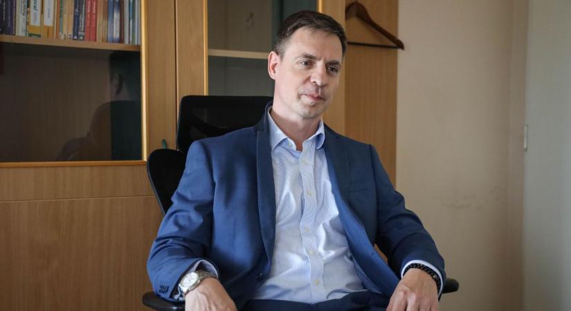 Európa élvonalát célozza meg a Hetényi új neurológusa, dr. Pozsegovits Krisztián