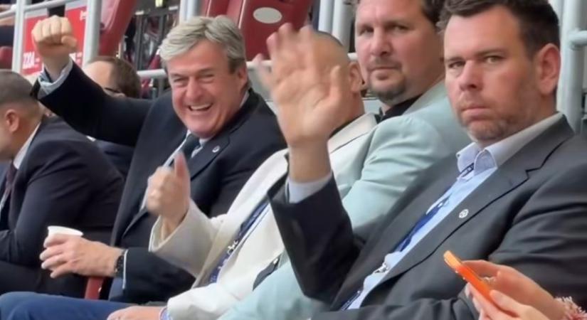 Videó: a kampányban még szitokszó volt a VIP-páholy, a BL-döntőn ott jópofizott a fél kormány