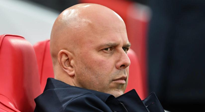 Arne Slot nem sokáig pihen, Európa egyik legnépszerűbb csapatától van ajánlata