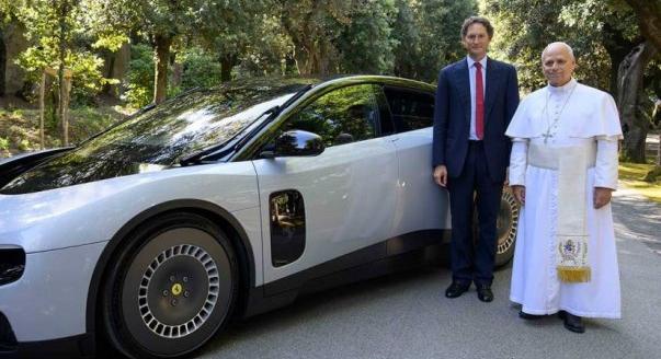 Hamiltonék megvédték a Ferrarit a Luce körüli heves kritikák után