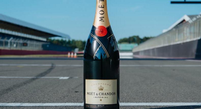 Hosszú távra leszerződött a Moët Hennessy Silverstone-nal