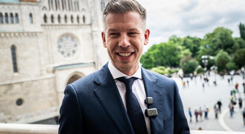 Gyereknap - Magyar Péter: 500 gyermeket és kísérőjüket látják vendégül a Karmelitában és a Szociális és Családügyi Minisztériumban
