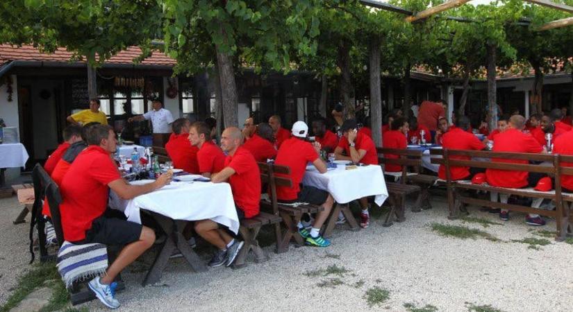 Bozsokon vacsorázott a PSG - Így emlékezett a vasi étterem a különleges alkalomra