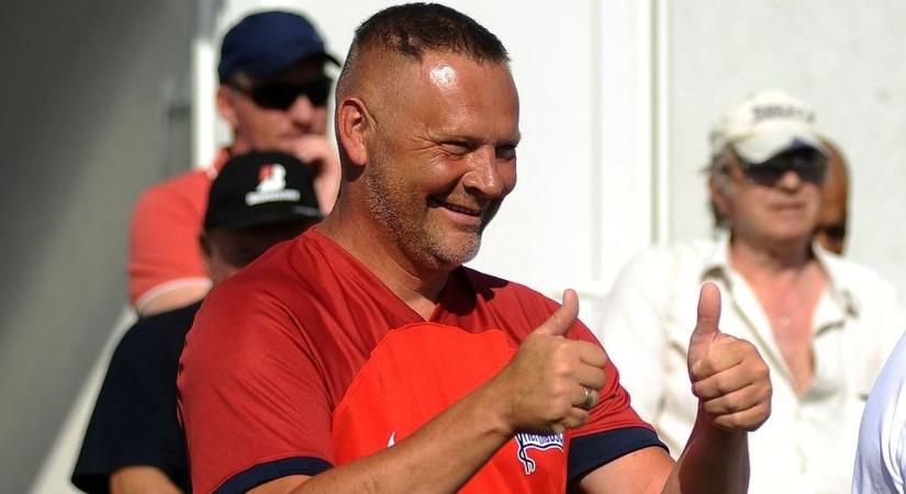 Futballrajongók figyelem: legendák érkeznek Fejérbe, mutatjuk hova!