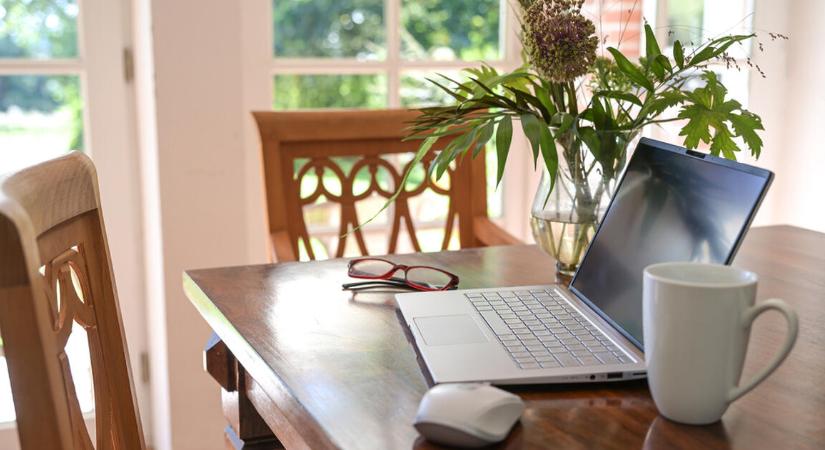 Finnországban terjedt el leginkább a home office Európában, a magyarok hátul állnak