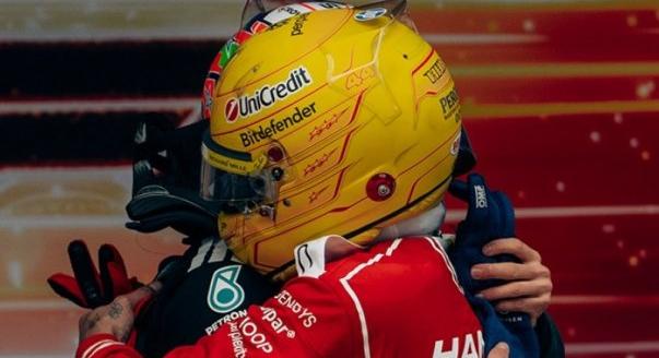 Hamilton elárulta, miben könnyebb Antonelli helyzete, mint az övé volt