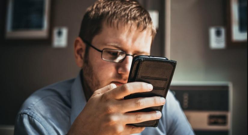 Nem mindegy, hogy papíron vagy képernyőn olvasunk – vagy mégis?