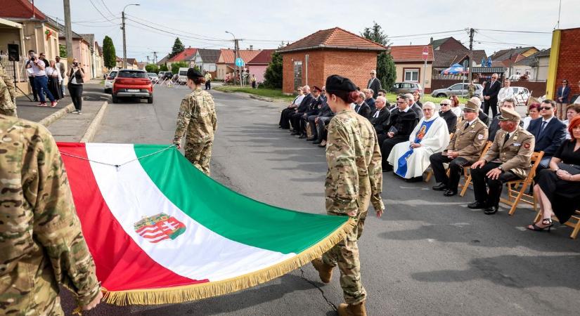 „A mi fiaink voltak az áldozatok” – nemzetünk elnémított hőseit idézték meg Nagykanizsán (galéria, videó)