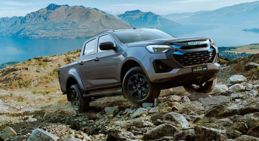 3,5 tonnát vontat, de egy vagyonba kerül: Megérkezett az Isuzu tisztán elektromos pickupja