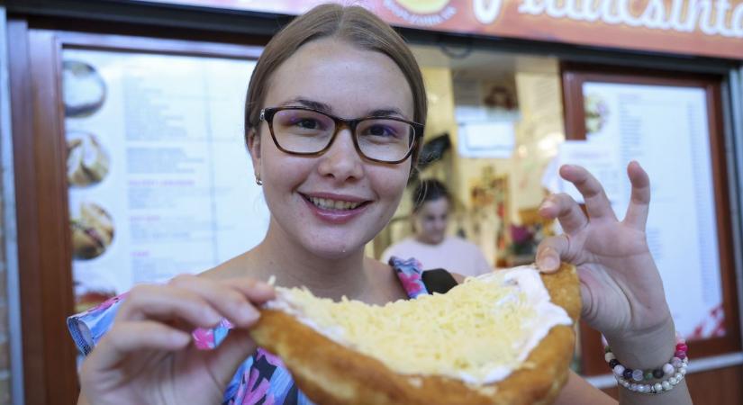A lángos ára egyáltalán nem érdekes, ha megérezzük az illatát
