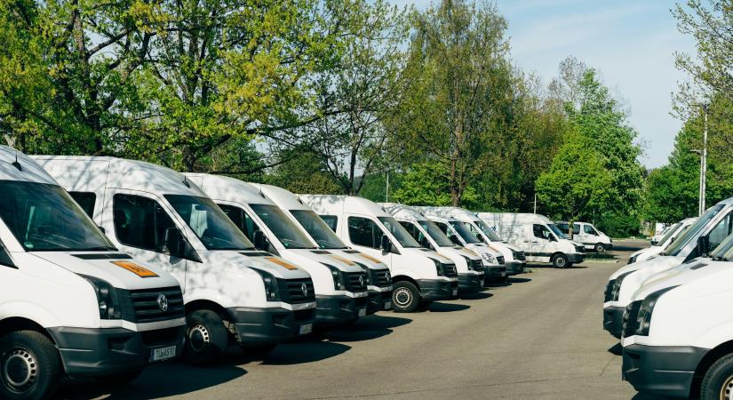 Kiderült, mennyit keresnek a teherautósofőrök