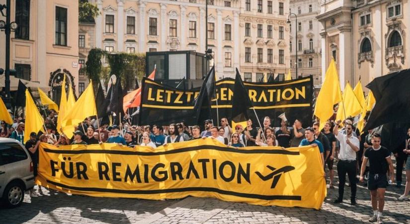 Vissza akarják küldeni a migránsokat, össze is gyűltek Portugáliában, a Politico már fokozódó amerikai befolyásról ír