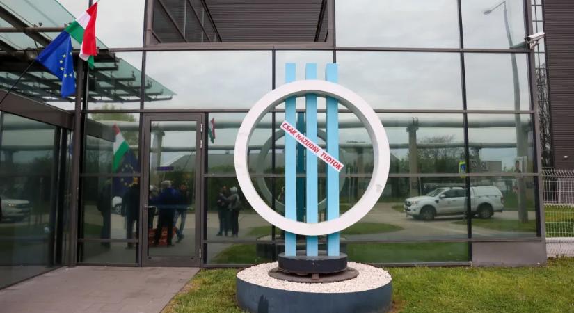 RTL: A tiszás energiatervet sulykolták az MTVA-s belső levelezésekben, Magyar Péter fejeket követel