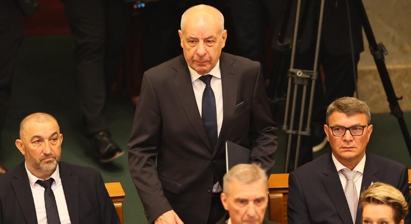 Így döntött - Sulyok Tamás egy videóban üzent Magyar Péternek